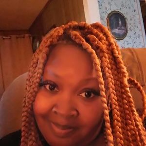 Meet your Posher, Agatha